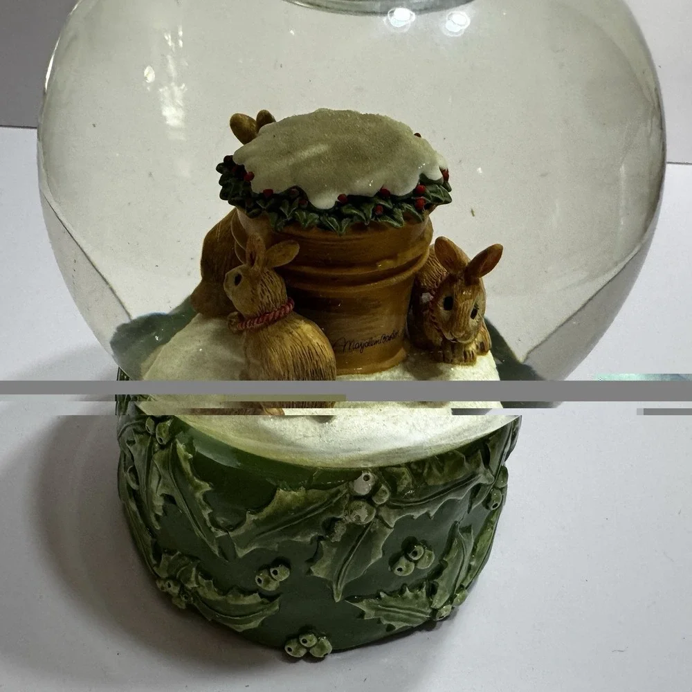 Hallmark Marjolein Bastin Winter Rabbits Christmas Tea Light Candle Water Globe